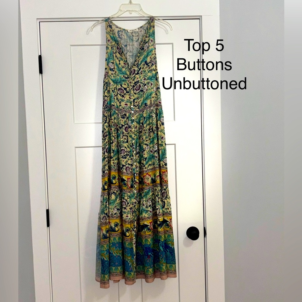 Beautiful flowy boho maxi dress